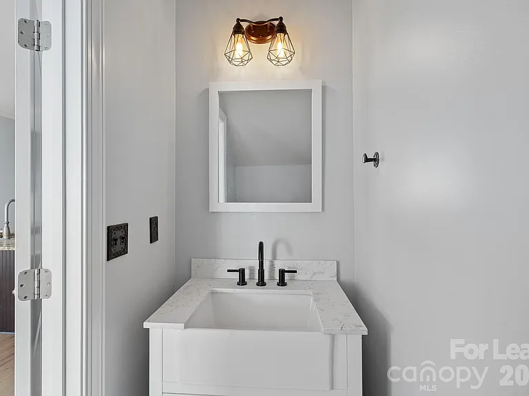 2503 Gallery Dr — Photo 14