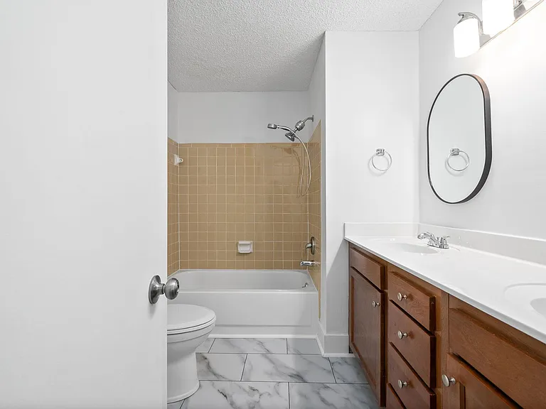 5600 Country Dr #316 — Photo 20