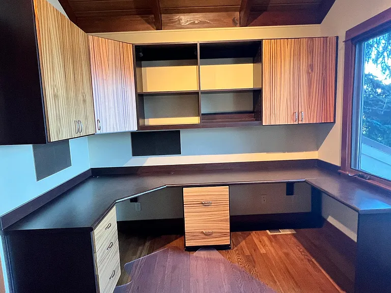 366 W Lake Sammamish Pkwy NE — Photo 10