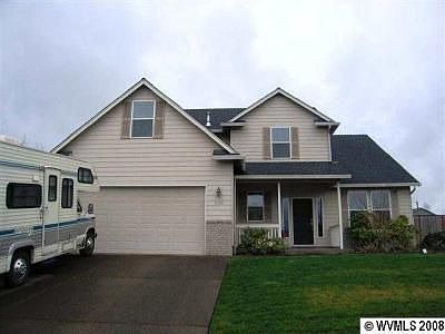 2180 NW Violet Ave. -- Move in today!