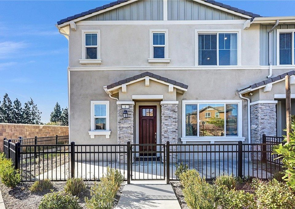1st image of 16681 Wyndham Ln #8
