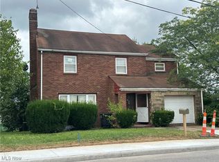 109 Lovers Ln, Steubenville, OH 43953