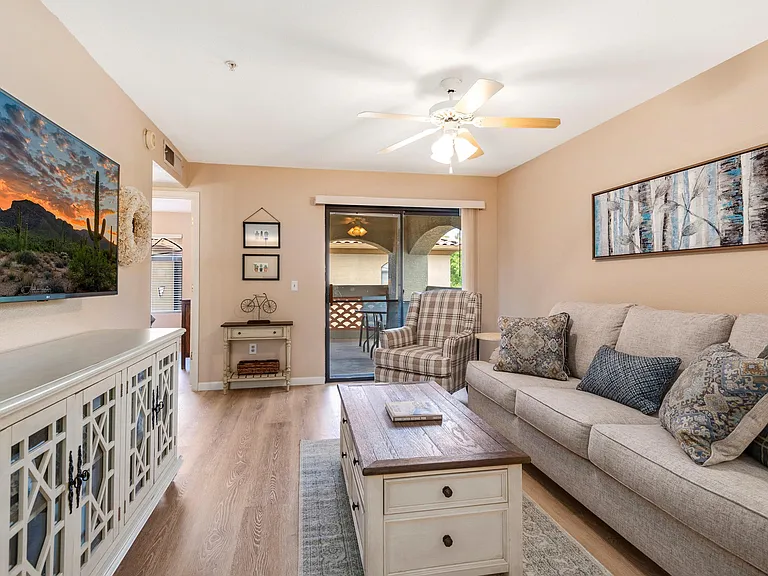 5751 N Kolb Rd #30203 — Photo 2