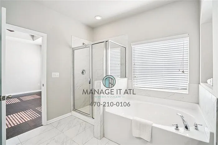 2558 Village Park Bnd — Photo 20