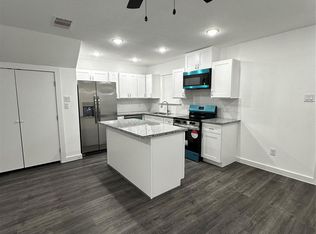 1054 N Lane Cir #A, Houston, TX 77086