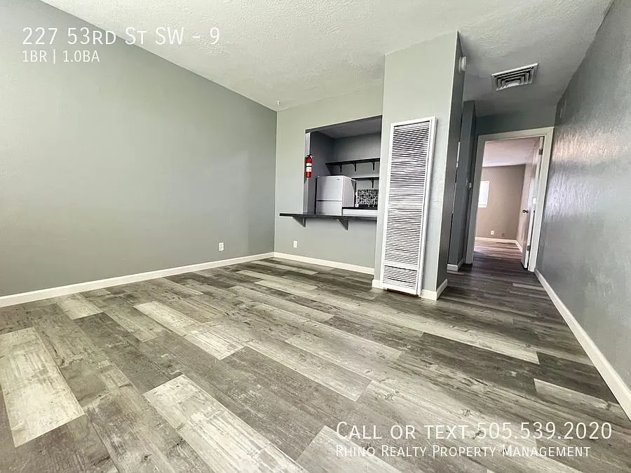 1/2 Off First Months Rent! Complete Remodel! 1 Bedroom, 1 Bath In The SW! — Photo 3