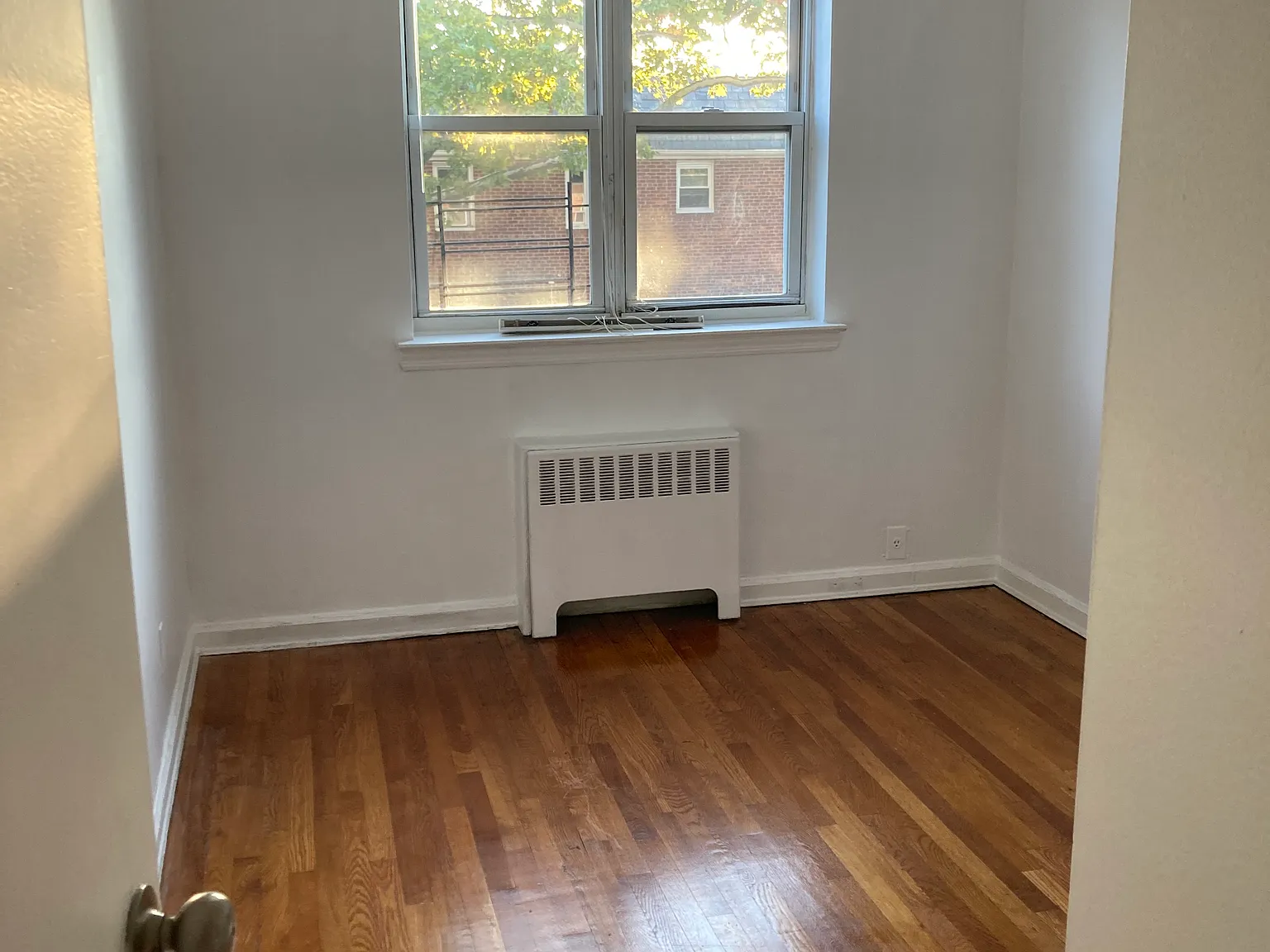 3 bed, 1168 sqft, $3,300 — Photo 3