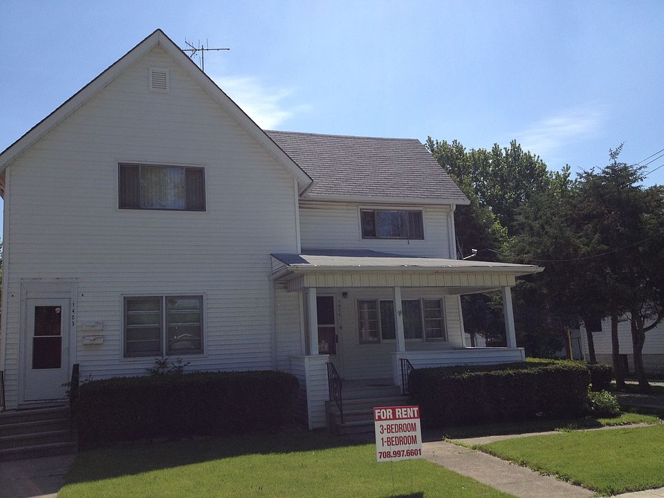 Upstairs Rear Apartment