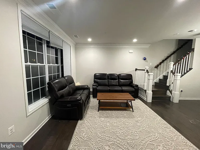 23479 Belvoir Woods Ter — Photo 4