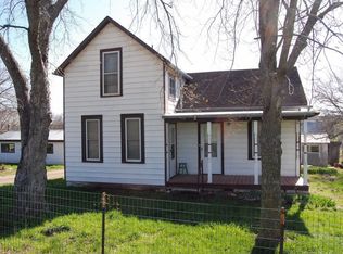 29313 K99 Hwy, Alma, KS 66401