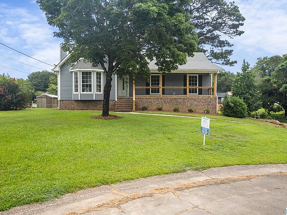 3rd image of 1220 Cozy Cir