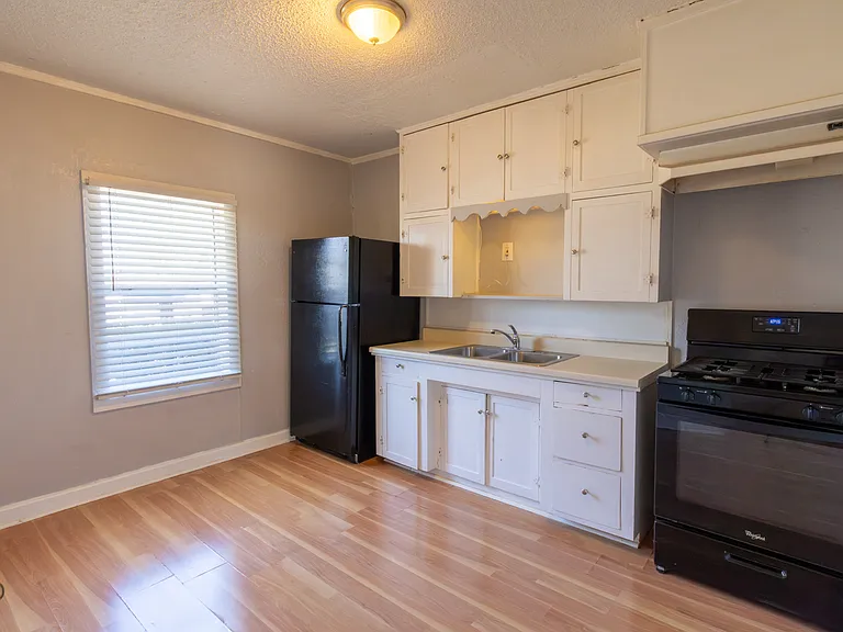 4709 Coronado Ave — Photo 4