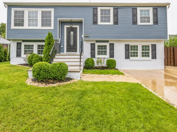303 Independence Blvd, Lawnside, NJ 08045