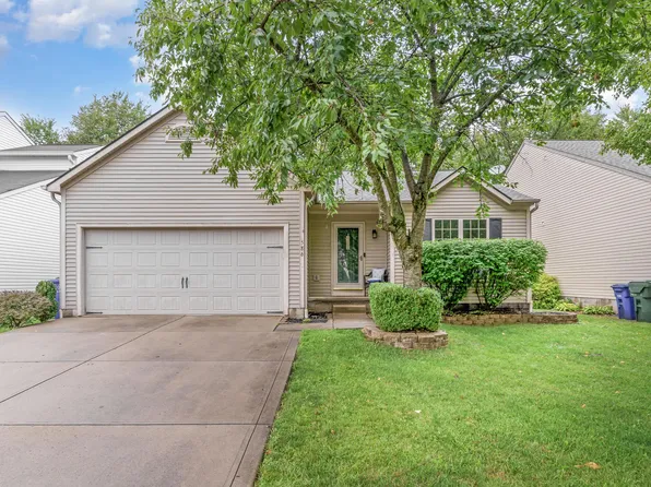 586 Arden St, Lewis Center, OH 43035