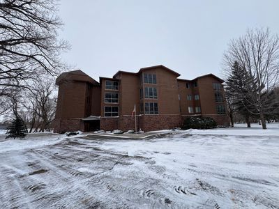 415 S 4th St APT C1, Marshall, MN, 56258
