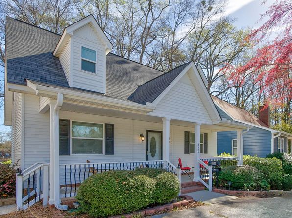 109 S Village Rd, Lexington, SC 29072