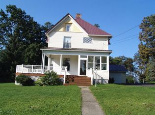 103 Highland Ave, Terra Alta, WV 26764