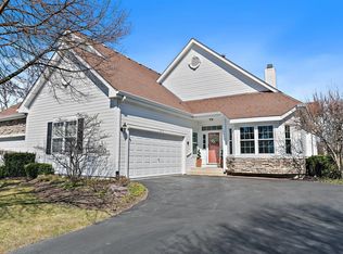 9410 Georgetown Ln, Crystal Lake, IL 60014