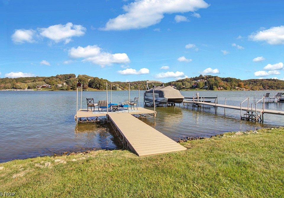 494 W Mohawk Dr, Malvern, OH 44644 MLS 4496735 Zillow