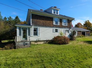 22 Plummers Ln, Harrington, ME 04643