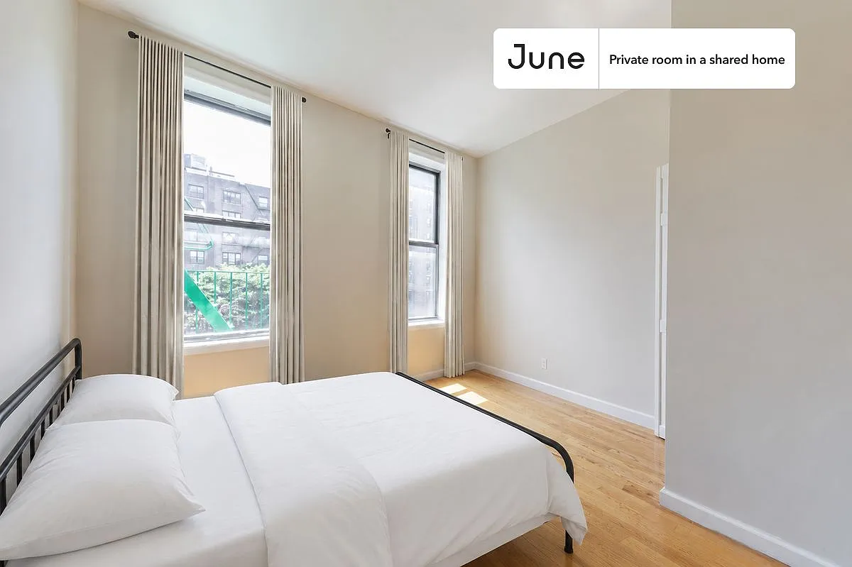 Full bedroom in 4 bed/2 bath home in Bedford-Stuyvesant #963 A — Photo 1