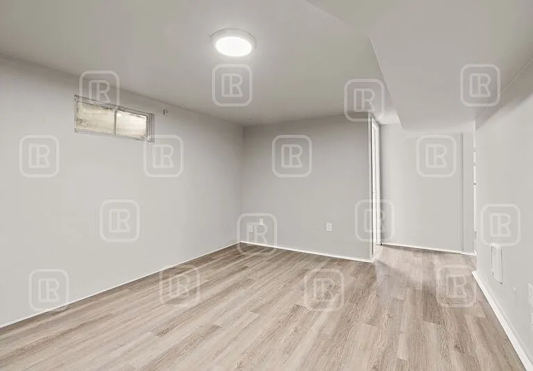 7313 E 6th Ave #5 — Photo 6