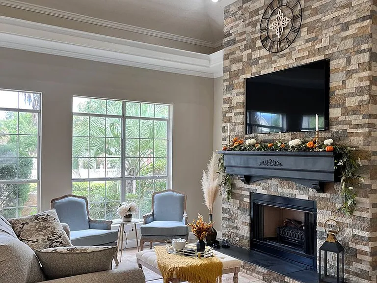 Anthos at Lexington Place — Photo 41