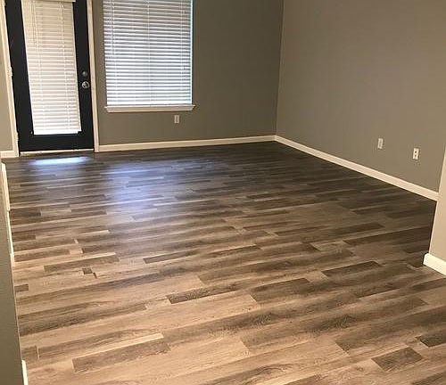 2nd image of 12839 SE 40th Pl APT B2