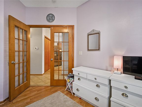 5th image of 2429 Patricia Dr #2429