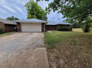 53 Timber Creek Dr, Shawnee, OK 74804