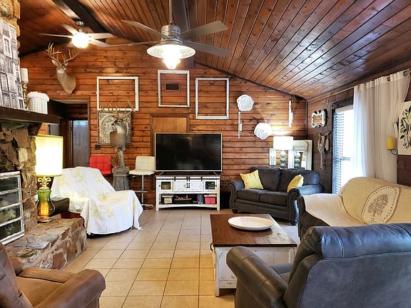 4th image of 3523 S Island Dr