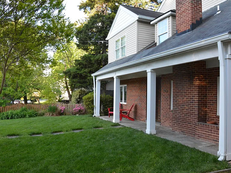 1406 N McKinley Rd — Photo 4