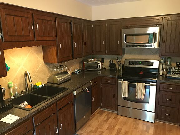 4th image of 15391 Wycliffe Dr