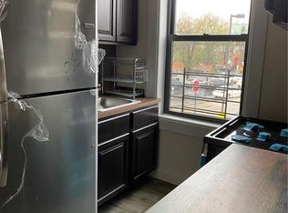 1566 Hutchinson Rvr Pkwy, Bronx, NY 10461