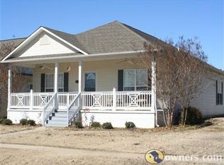 5905 Bay Village Dr, Athens, AL 35611