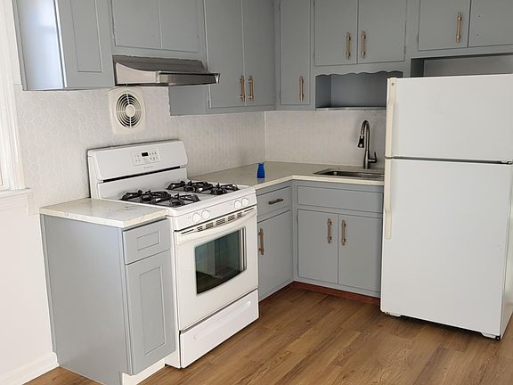 New countertop & back splash