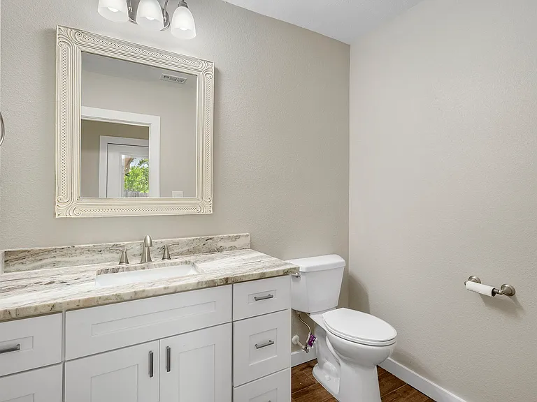 304 Dunn St — Photo 17