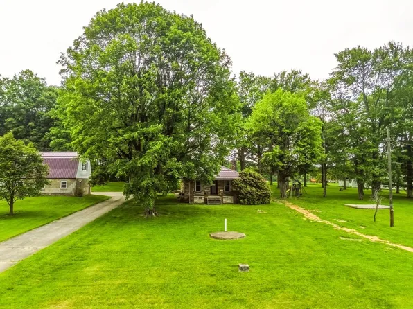 392 Griffith Ave, Mineral Point, PA 15942