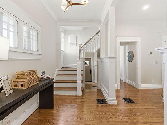 4th image of 103 Watson Ct
