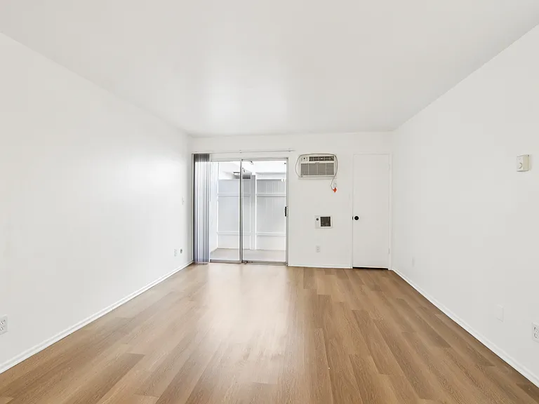 7005 Lanewood Ave — Photo 28