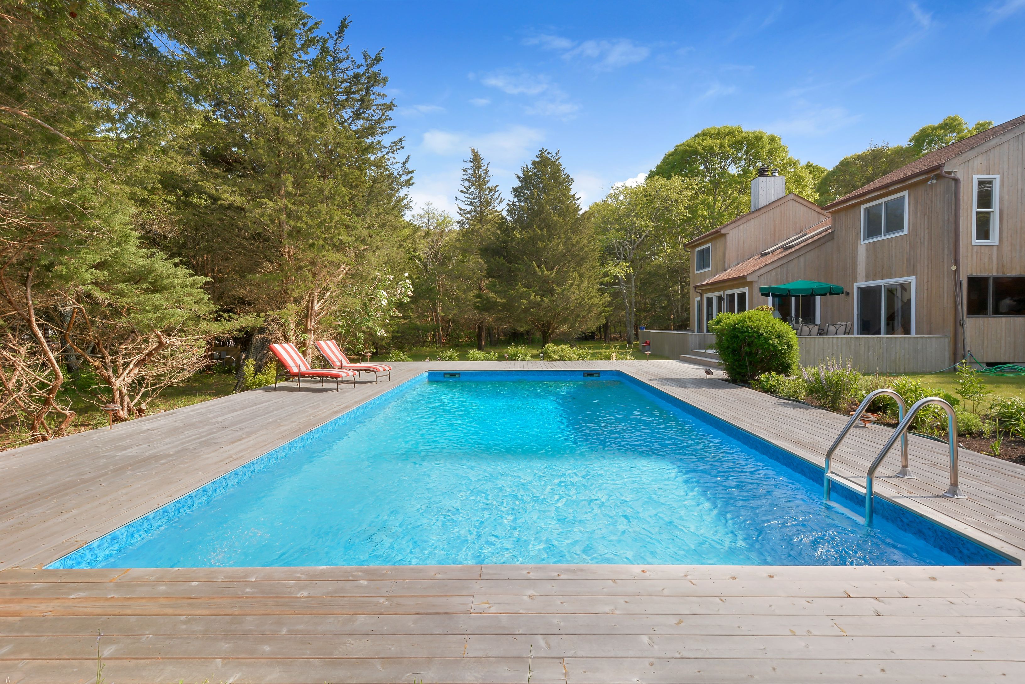 83 Talmage Farm Ln in East Hampton Out East