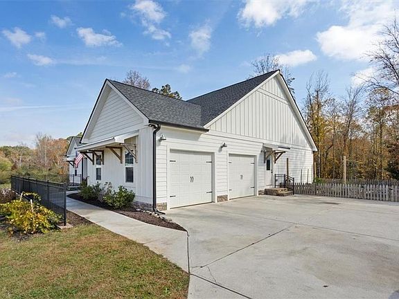 4th image of 14402 Fincher Rd