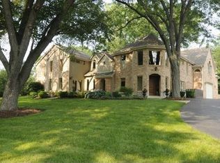 20911 N Exmoor Ave, Barrington, IL 60010