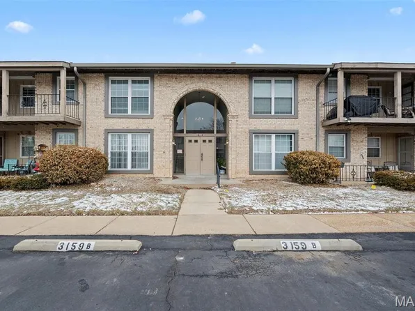 3159 Carefree Ln APT E, Florissant, MO 63033