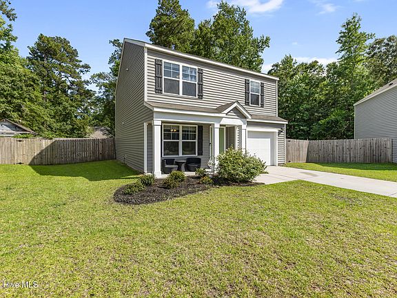 4th image of 9363 Vineyard Grove Lane NE