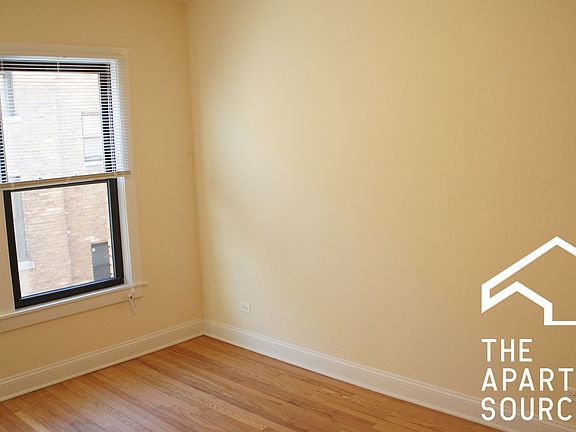 5th image of 2613 N Spaulding Ave #3