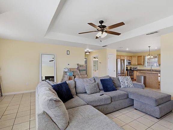 4th image of 1301 W Marfa Ave