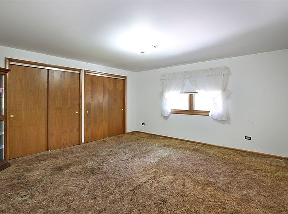 5th image of 1351 Imperial Ave