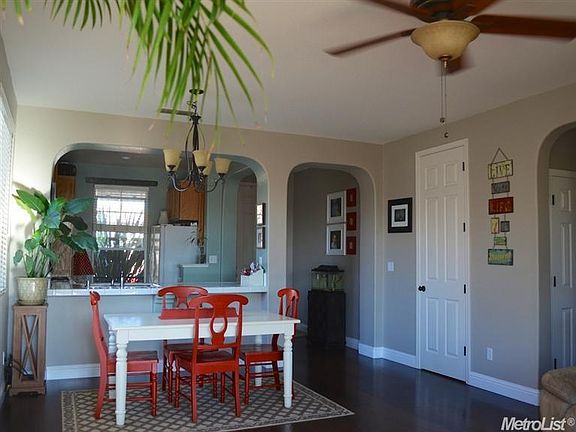 5th image of 1748 Daggett Way