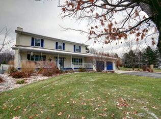 N4903 Lafave Dr, Iron Mountain, MI 49801